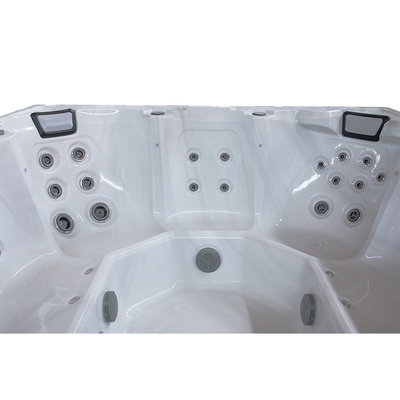 16 つのエアジェットと電気暖房